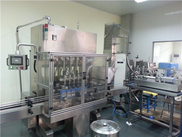 Mesin Pengisian Oli Motor Otomatis 6-Kepala